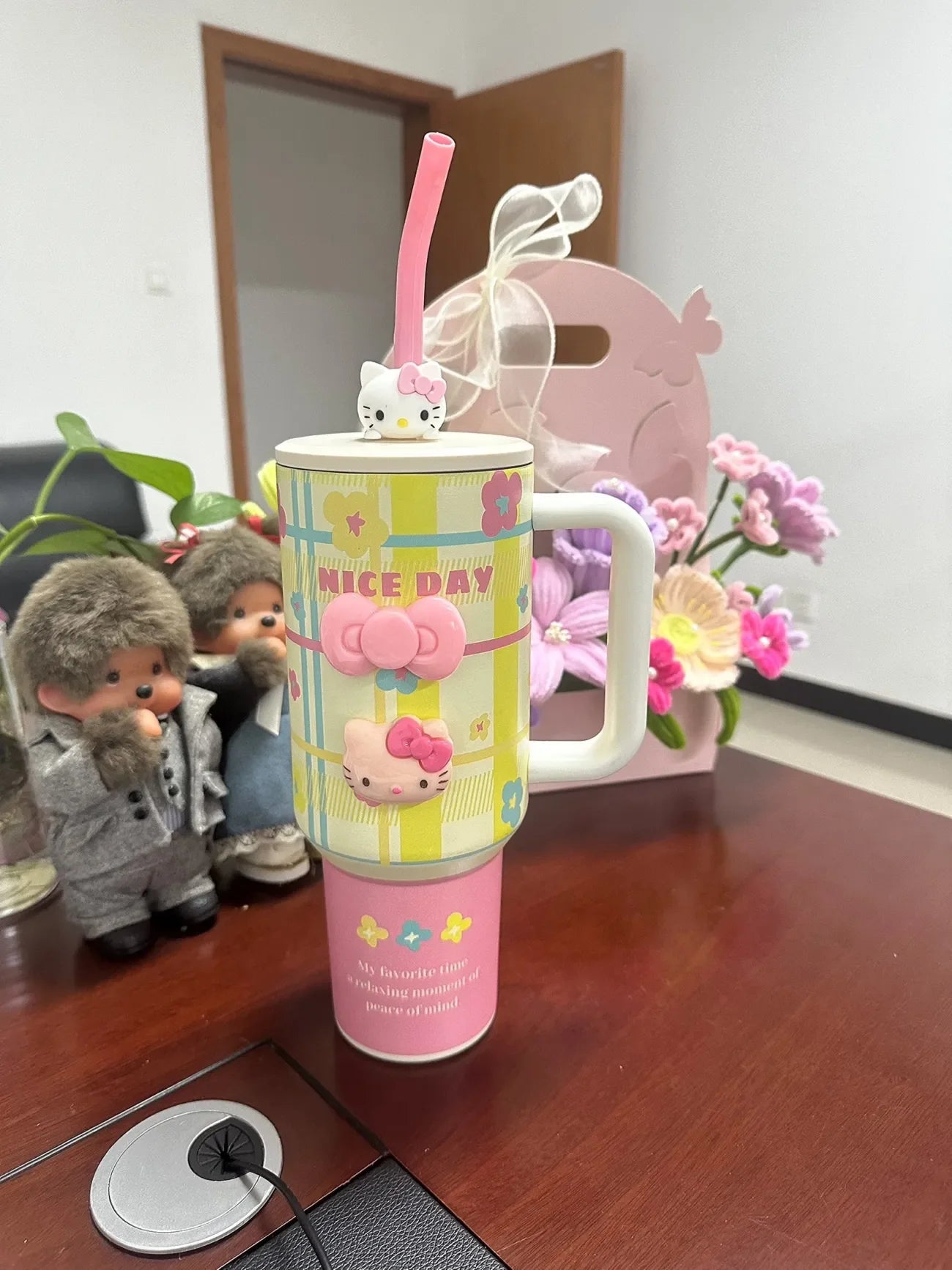 1200ml Hellokitty 304 Stainless Insulated Bottle Pink Blue Grid Coffee Cup Cold And Hot Tumbler Thermo Water Bottle Mug Gift